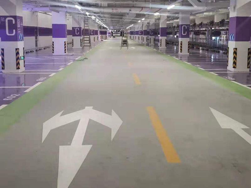 橘紋環(huán)氧砂漿地坪(圖11) 橘紋環(huán)氧砂漿地坪(圖11)